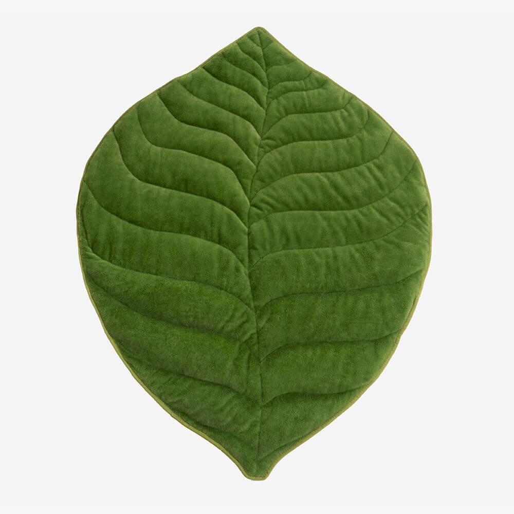 Plush Green Leaf Dog Blanket