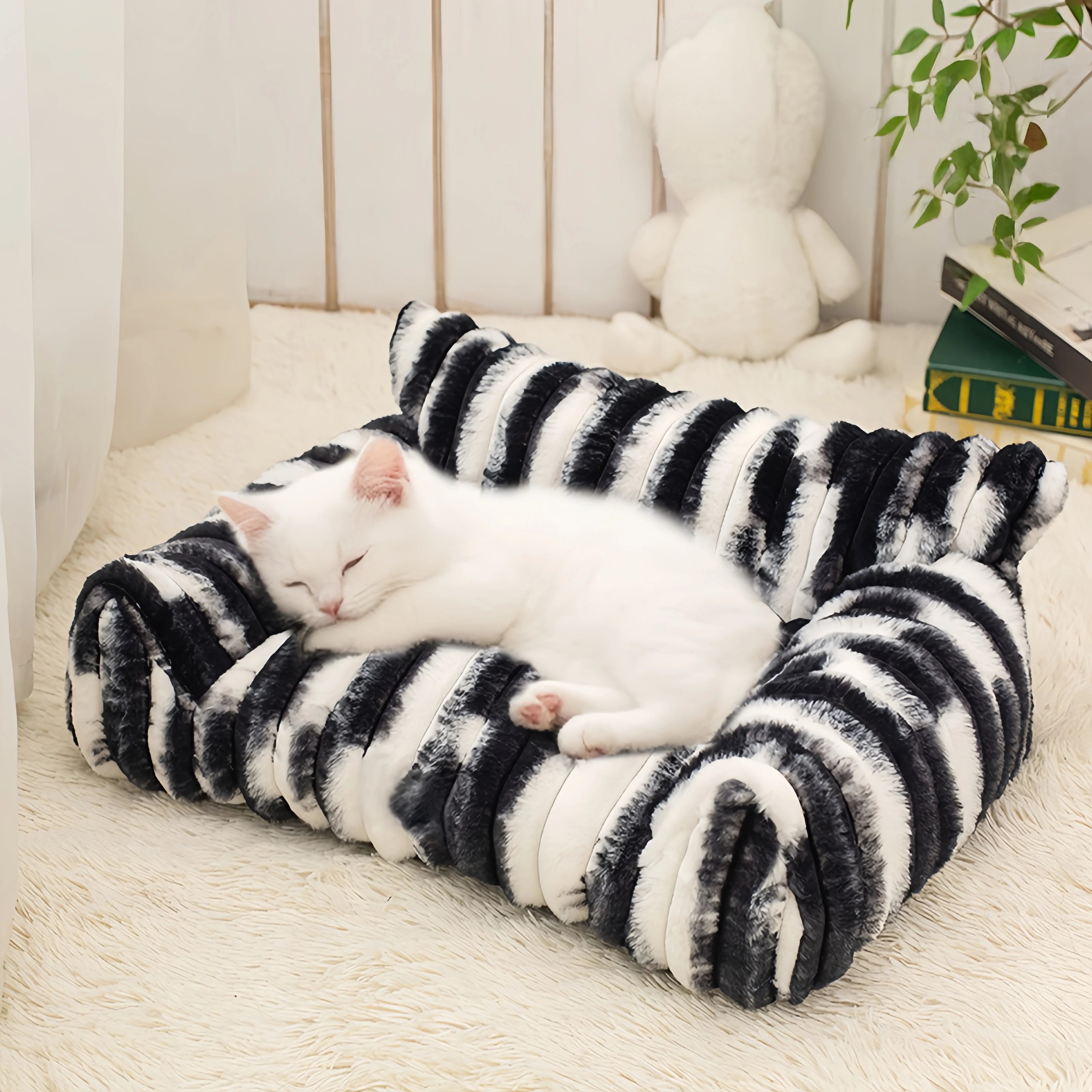 Tie-dye Patterned Faux Lambswool Pet Sofa Bed