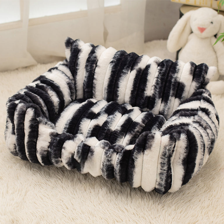Tie-dye Patterned Faux Lambswool Pet Couch Bed